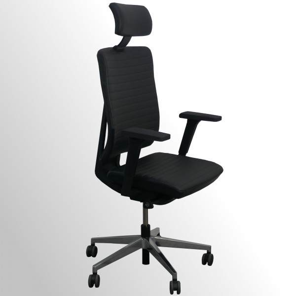 Hochwertiger Design-Bürodrehstuhl mit gestepptem Lederbezug und Kopfstütze